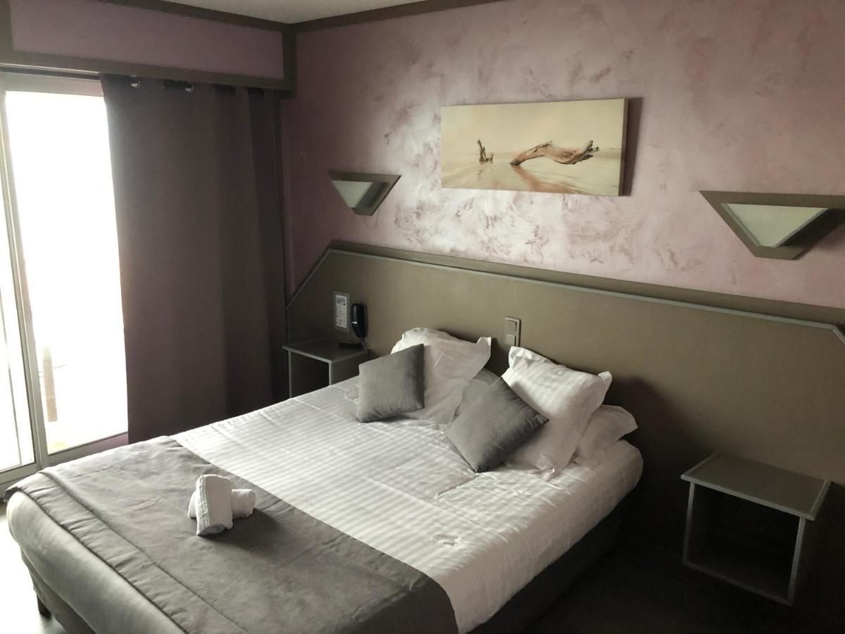 Hotel Le Christina La Baule Екстериор снимка