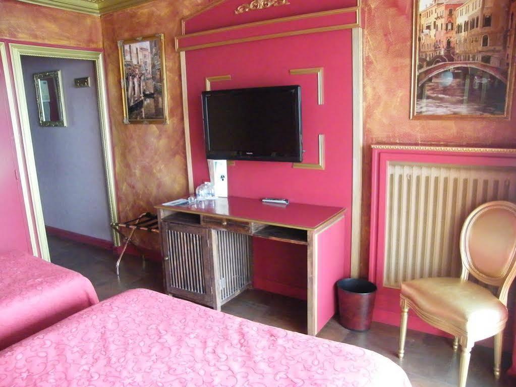 Hotel Le Christina La Baule Екстериор снимка