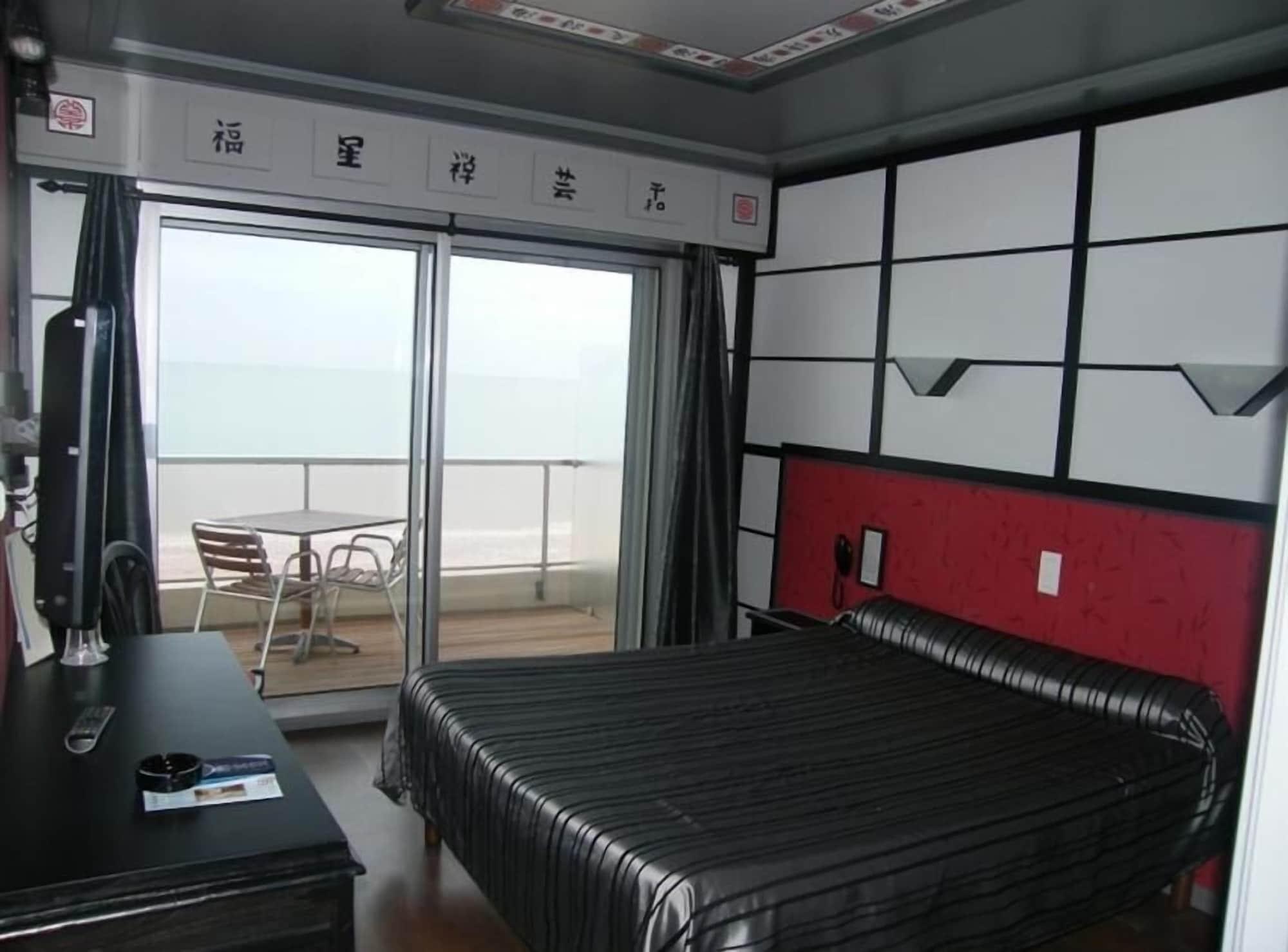 Hotel Le Christina La Baule Екстериор снимка