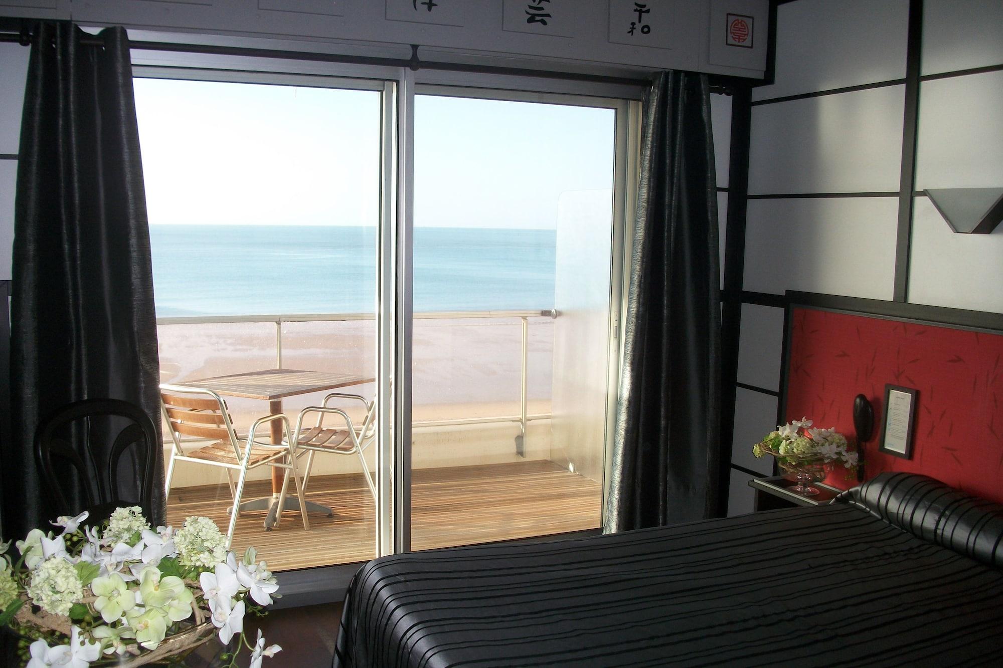 Hotel Le Christina La Baule Екстериор снимка