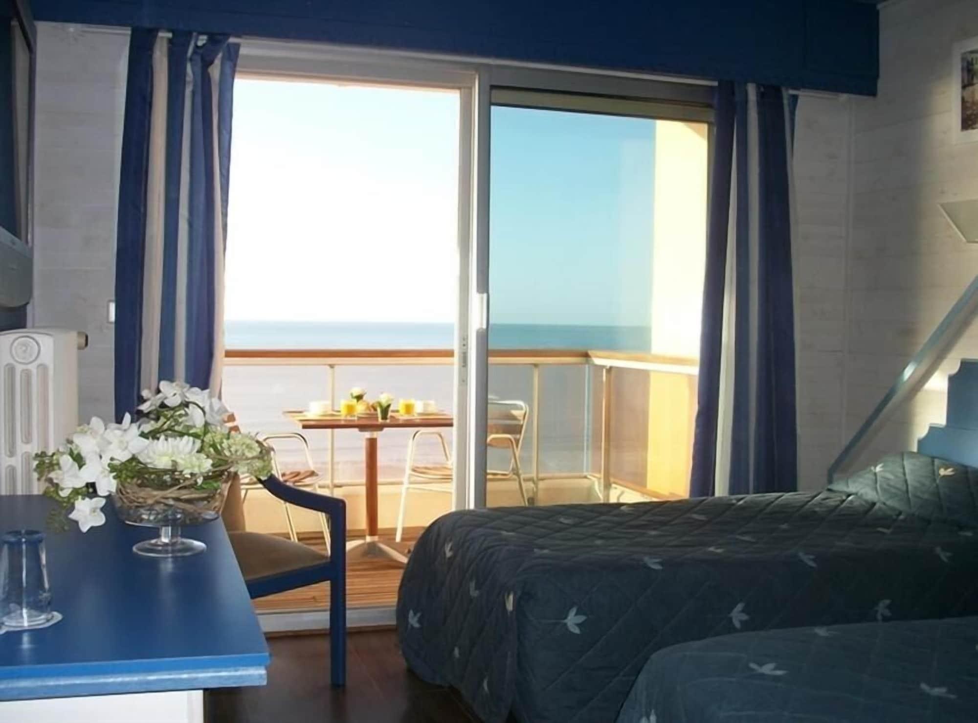 Hotel Le Christina La Baule Екстериор снимка