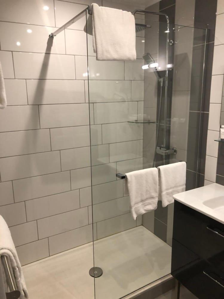 Hotel Le Christina La Baule Екстериор снимка