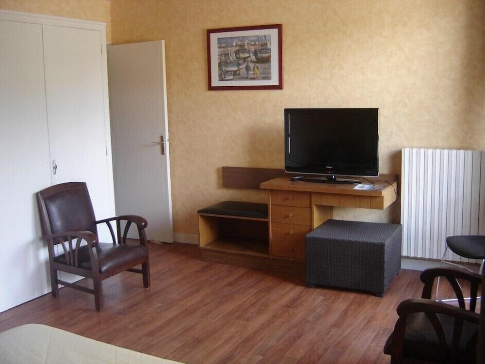 Hotel Le Christina La Baule Екстериор снимка