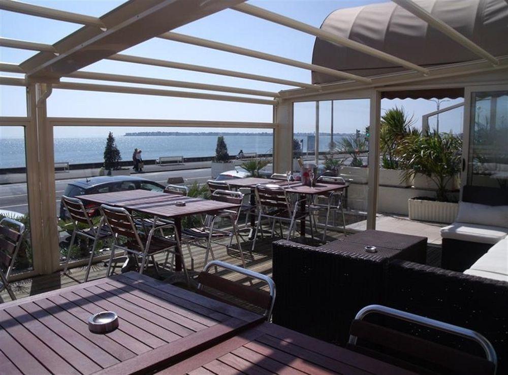 Hotel Le Christina La Baule Екстериор снимка